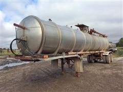 1983 Barbell T/A Stainless Steel Manure Tanker 