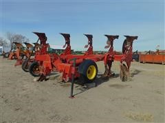 Massey Ferguson 570 5-Bottom Plow 