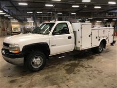 2002 Chevrolet K3500 4WD Service Truck W/Utility Box & Crane 