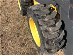 items/c3e9cf289f7f48a0b69d45d814e40529/newhollandl175skidsteer-13.jpg