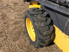 items/c3e9cf289f7f48a0b69d45d814e40529/newhollandl175skidsteer-14.jpg