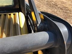 items/c3e9cf289f7f48a0b69d45d814e40529/newhollandl175skidsteer-22.jpg