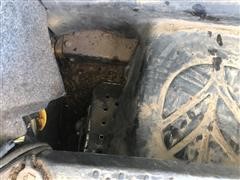 items/c3e9cf289f7f48a0b69d45d814e40529/newhollandl175skidsteer-31.jpg