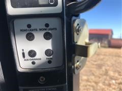 items/c3e9cf289f7f48a0b69d45d814e40529/newhollandl175skidsteer-46.jpg