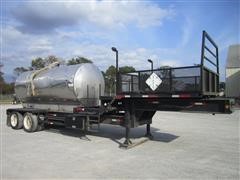 2003 Kbh Fertilizer Chassis Trailer With Mounted 3,300 Gallon Stainless Steel Tank 