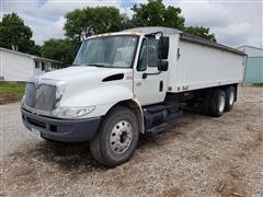 2003 International 4400 Grain Truck 