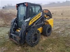 2011 New Holland L225 Skid Steer 