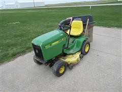 John Deere 160 Lawn Tractor 