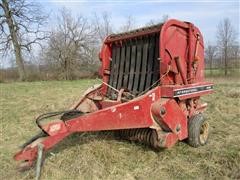 International 2400 Round Baler 