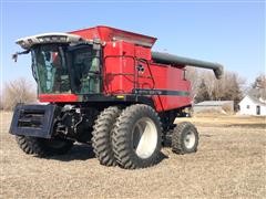 2006 Massey Ferguson 9690 Combine 