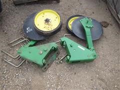 John Deere Single Disc Fertilizer Openers 