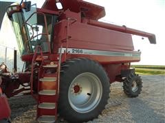 1997 Case International 2166 Axial-Flow Combine 