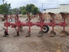 items/ca7aeb73c450e41180bd00155de187a0/caseih165mbrolloverplow