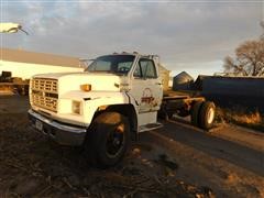 1989 Ford F800 Cab & Chassis 