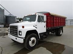 1988 International S1900 S/A Grain Truck W/Bed, Hoist, And Tarp 