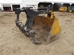 John Deere 8' Payloader Bucket & Grapple 