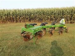 John Deere 1600 Moldboard Plow 