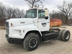 1988 Ford L9000 Cab & Chassis 