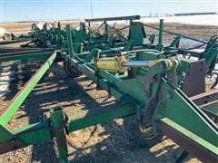 items/cfdcee3b2354ea11b69800155d70e01b/johndeere1650chiselplow-16.jpg