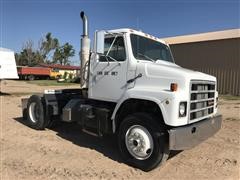 1987 International S2300 Cab & Chassis 