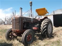 1956 International 600 2WD Tractor 