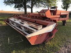 Hesston 620 Windrower 