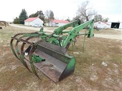 John Deere 158 Front End Loader 