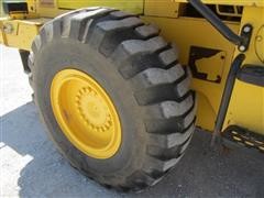 items/d20317b8571ce41180be00155de252ff/2001newhollandlw170loader