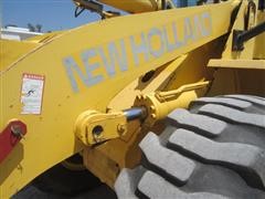 items/d20317b8571ce41180be00155de252ff/2001newhollandlw170loader