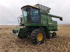 1980 John Deere 6620 Combine 