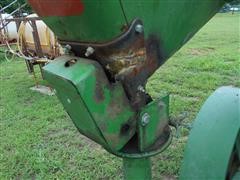 items/d330678e4d26e41180be00155de252ff/johndeere400grindermixer