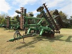 John Deere 650 Disk Harrow 