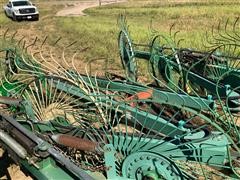 items/d41374d074edea11bf210003fff94c59/johndeere704v-rake_6d2711347f1c4b8891459fdb32a1d513.jpg