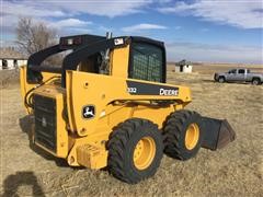 JD 332 Skidsteer with bucket 007.JPG