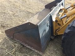 JD 332 Skidsteer with bucket 013.JPG