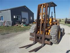 Case 585C All Terrain Forklift 