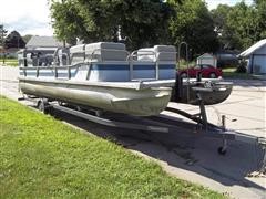 1986 Playcraft P-24 Pontoon Boat 