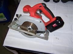 Milwaukee 6310-20 Circular Saw 