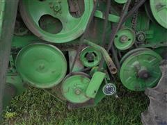 items/d5f471f8d228e41180be00155de252ff/unknownyearjohndeere105cornspecialcombine