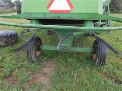 items/d5f471f8d228e41180be00155de252ff/unknownyearjohndeere105cornspecialcombine