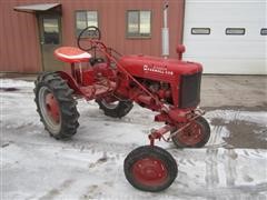 1949 Farmall Cub 2WD Tractor 