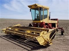 New Holland 1118 Self Propelled Windrower 