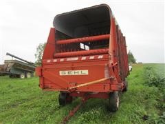 Gehl BU910 Silage Wagon 