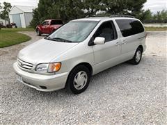 2003 Toyota Sienna XLE Sport Van 