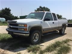 1998 Chevrolet 2500 4x4 Extended Cab Pickup 