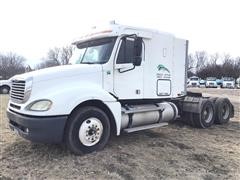 2005 Freightliner Columbia T/A Truck Tractor 