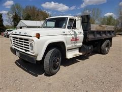 1976 Ford F700 Dump Truck 