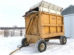 Field Queen 1408 Side-Dump Silage Wagon 