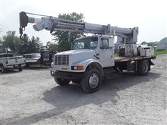 1991 International 4900 Crane Truck 