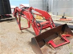 International Harvester 2250 Loader 